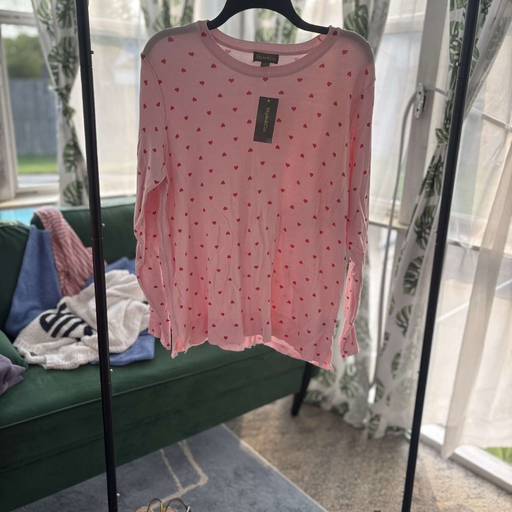 Macy's Pink Long Sleeve Relaxed Sweatshirt